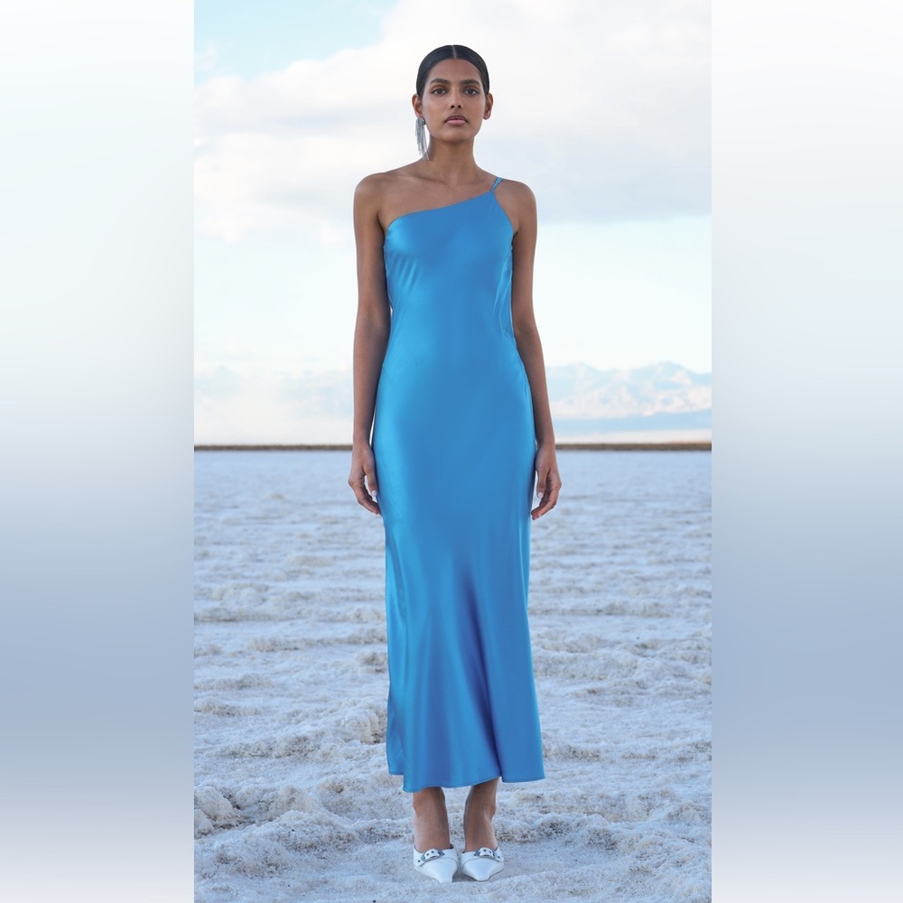 NEW Madison Essentiele Elegant Blue One-Shoulder Maxi Slip Dress